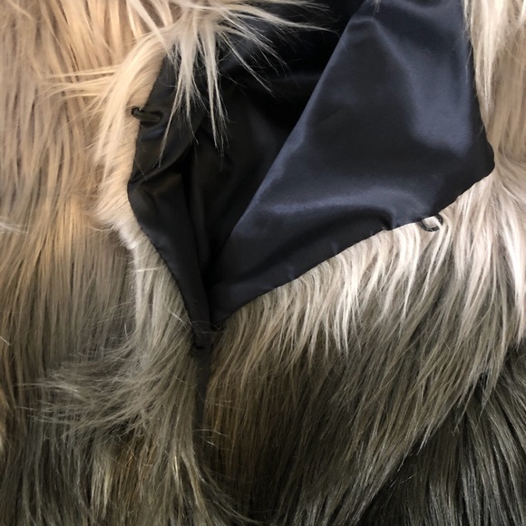 YUMI KIM FAUX FUR JACKET - Picture 3 of 3